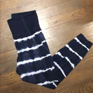 Athleta Tie Dye Chatarunga Crop Small